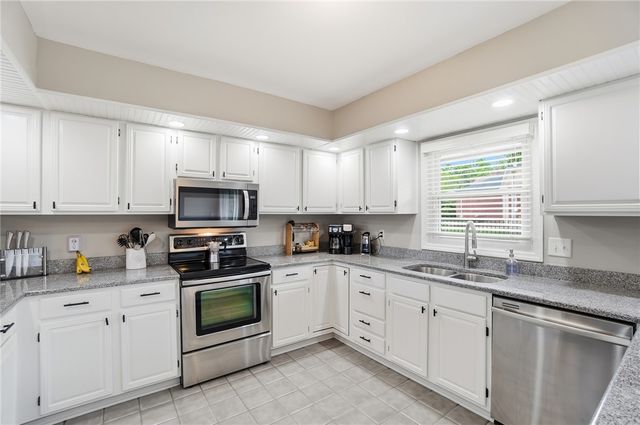 508 King George Court, Springboro, OH 45066