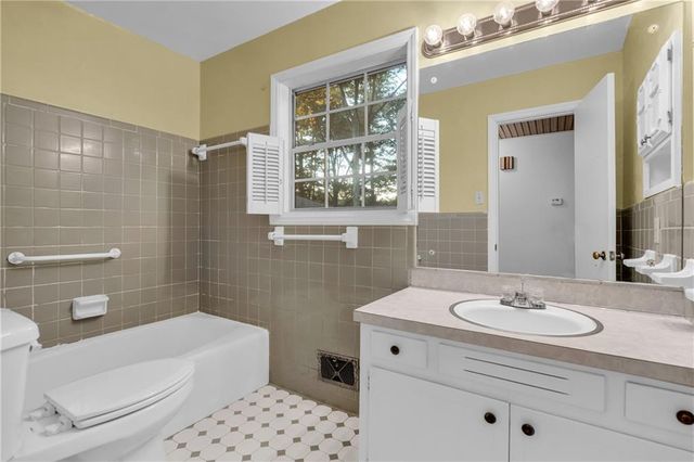 840 Sherwood Drive, Jonesboro, GA 30236
