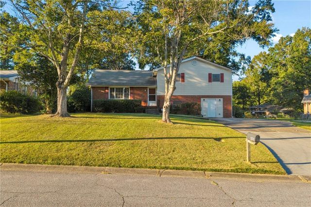 840 Sherwood Drive, Jonesboro, GA 30236