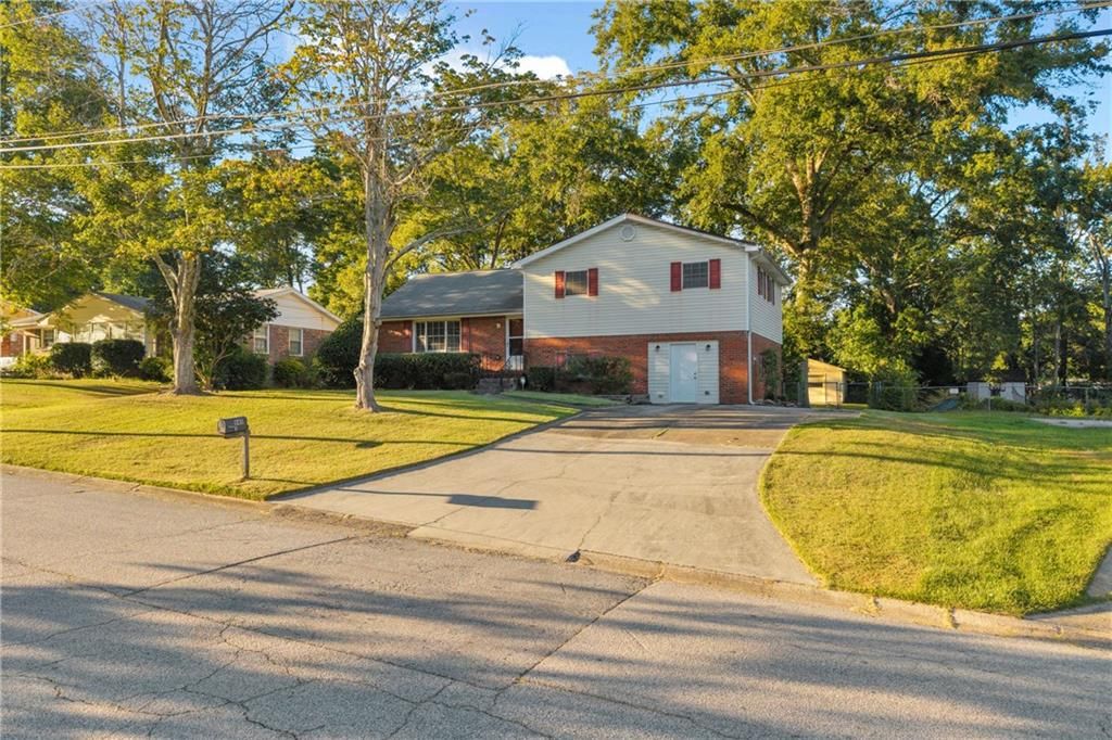 840 Sherwood Drive, Jonesboro, GA 30236