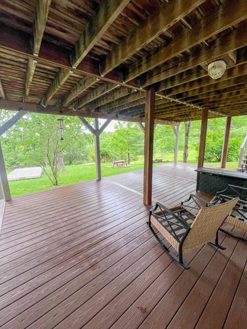 21650 Kings Loop, Hermitage, MO 65668