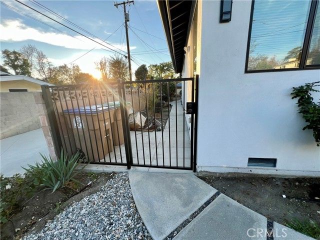 921 Berkeley, Claremont, CA 91711