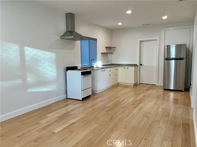 921 Berkeley, Claremont, CA 91711