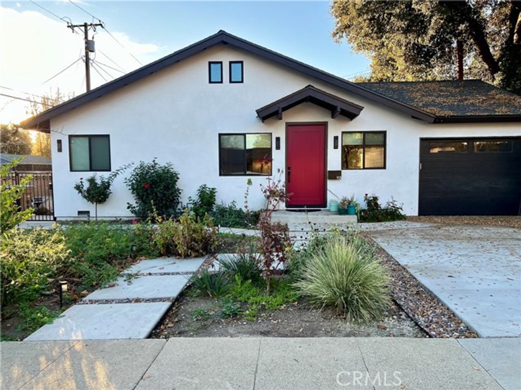 921 Berkeley, Claremont, CA 91711