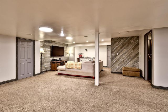 6518 Westgate Lane, Burlington, KY 41005