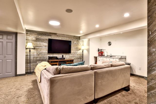 6518 Westgate Lane, Burlington, KY 41005