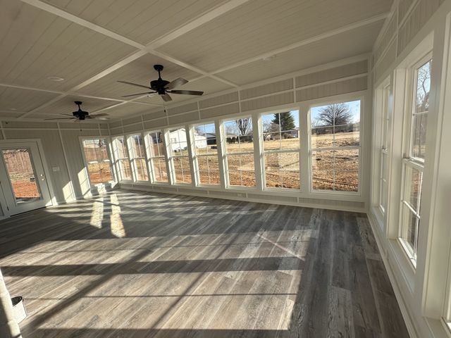 2230 Allen Ferry Rd, Smithville, TN 37166