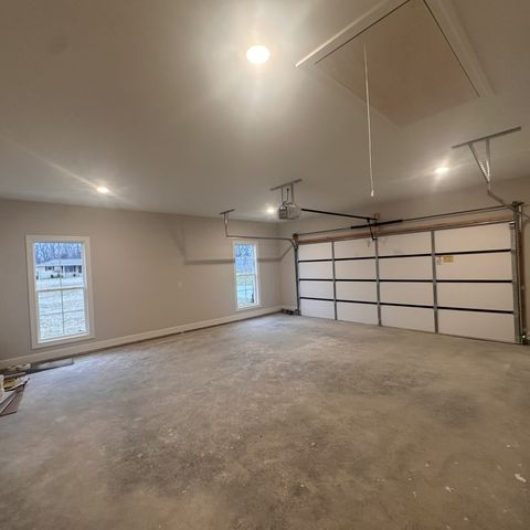 2230 Allen Ferry Rd, Smithville, TN 37166