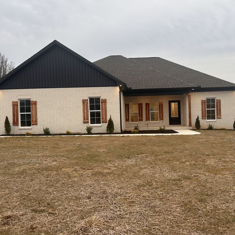 2230 Allen Ferry Rd, Smithville, TN 37166