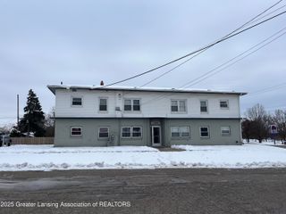 2808 N East Street, Lansing, MI 48906