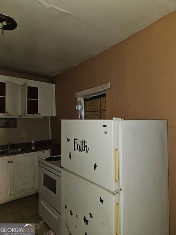 2118 Harden Street, Savannah, GA 31415