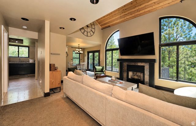 3104 E HIGH DANISH RD, Cottonwood Heights, UT 84093