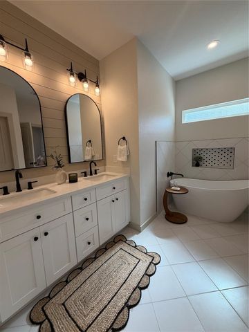 8217 Tareyton Lane, Houston, TX 77075