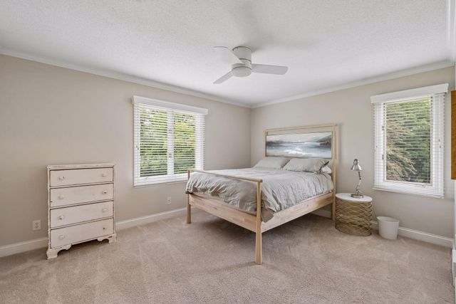 6134 Arctic Way, Edina, MN 55436