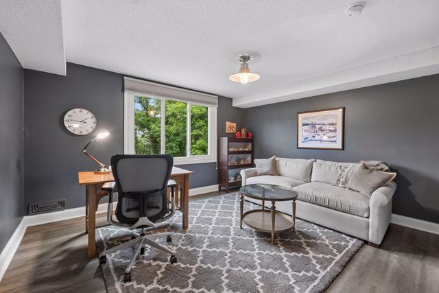 6134 Arctic Way, Edina, MN 55436