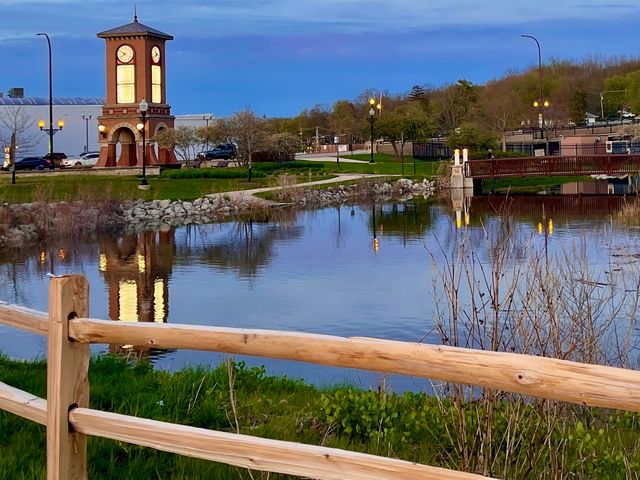 204 La Fox River Drive, Algonquin, IL 60102