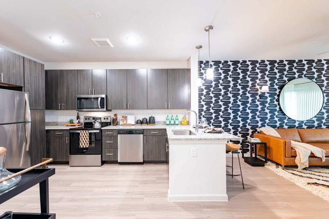 12001 Heatherly DR 7213, Austin, TX 78747