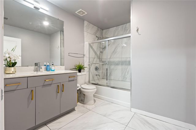 5925 Almeda Road 10902, Houston, TX 77004