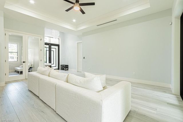 3810 2nd AVE SE, Naples, FL 34117