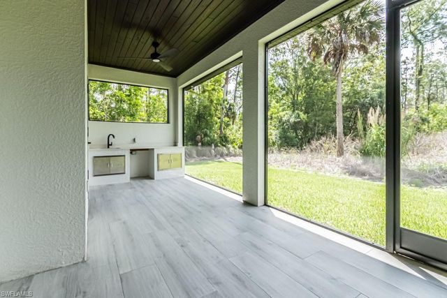 3810 2nd AVE SE, Naples, FL 34117