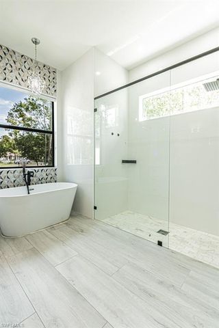 3810 2nd AVE SE, Naples, FL 34117