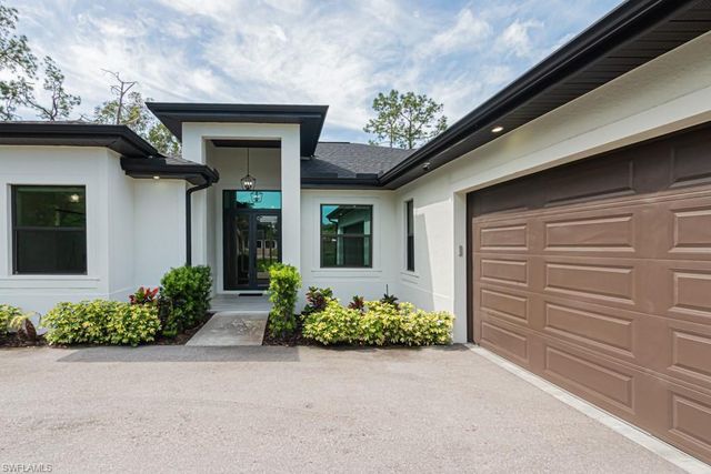 3810 2nd AVE SE, Naples, FL 34117