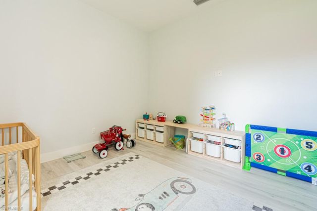 3810 2nd AVE SE, Naples, FL 34117