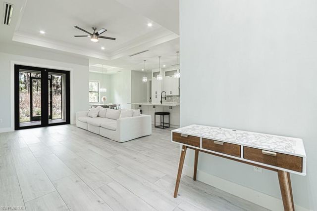 3810 2nd AVE SE, Naples, FL 34117