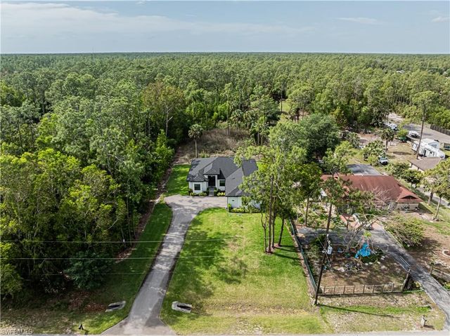 3810 2nd AVE SE, Naples, FL 34117