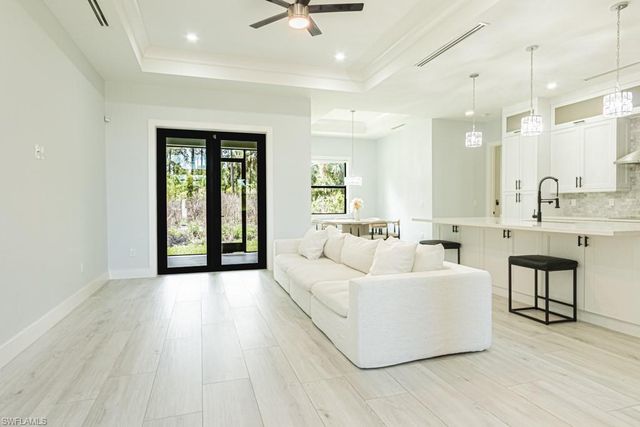 3810 2nd AVE SE, Naples, FL 34117