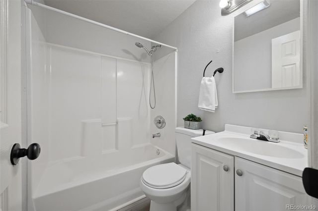 7376-7382 Oneida Drive, Commerce City, CO 80022