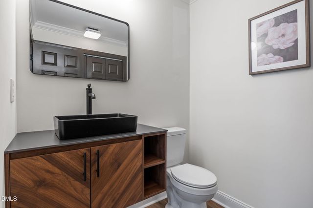 2117 Carriage Way, Chapel Hill, NC 27517