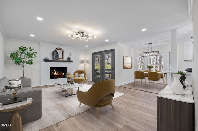 2117 Carriage Way, Chapel Hill, NC 27517