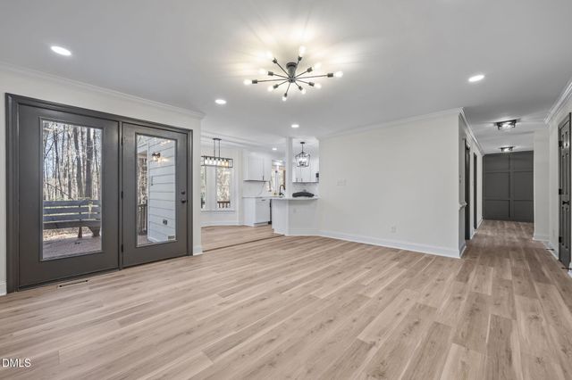 2117 Carriage Way, Chapel Hill, NC 27517