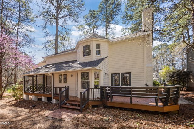 2117 Carriage Way, Chapel Hill, NC 27517