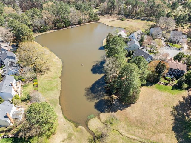 2117 Carriage Way, Chapel Hill, NC 27517