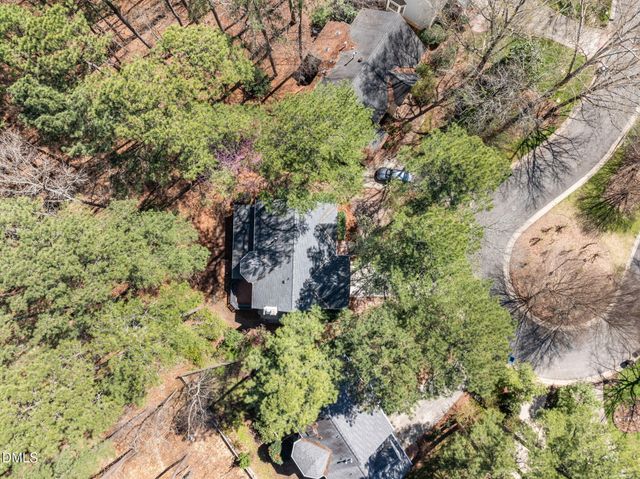 2117 Carriage Way, Chapel Hill, NC 27517