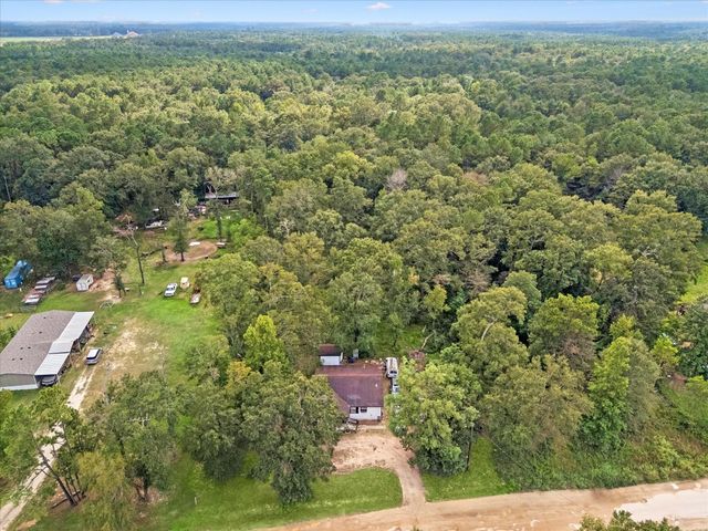 271 Trails End Drive, Cleveland, TX 77328