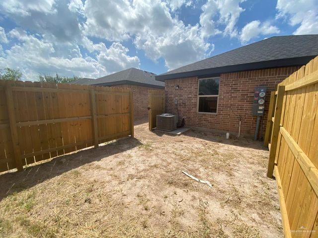 1105 W Kennedy Street 15, Pharr, TX 78577
