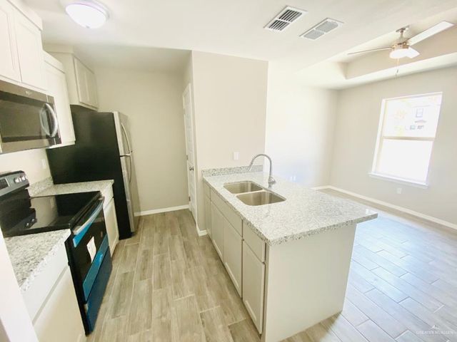 1105 W Kennedy Street 15, Pharr, TX 78577