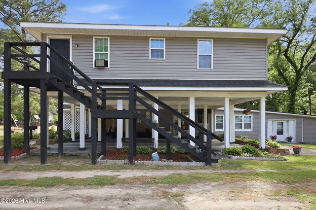 1011 W Main Street, Williamston, NC 27892