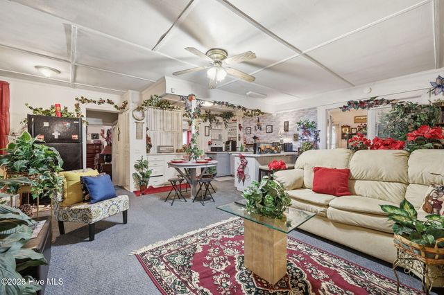 1011 W Main Street, Williamston, NC 27892