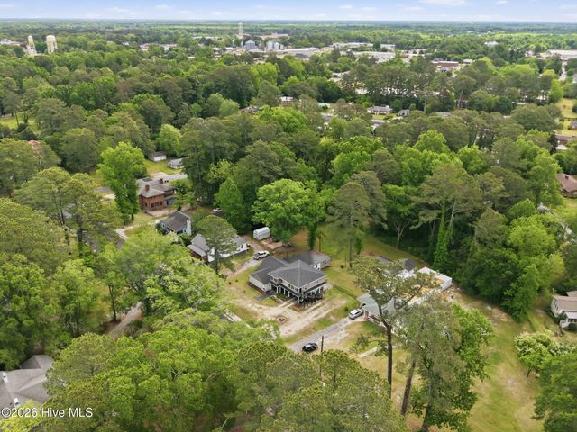 1011 W Main Street, Williamston, NC 27892