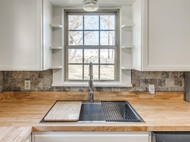 415 E Frank Street, Norman, OK 73071