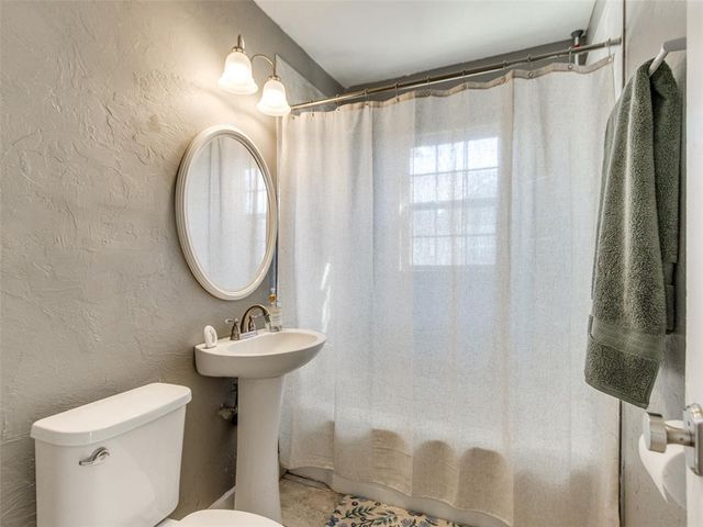 415 E Frank Street, Norman, OK 73071