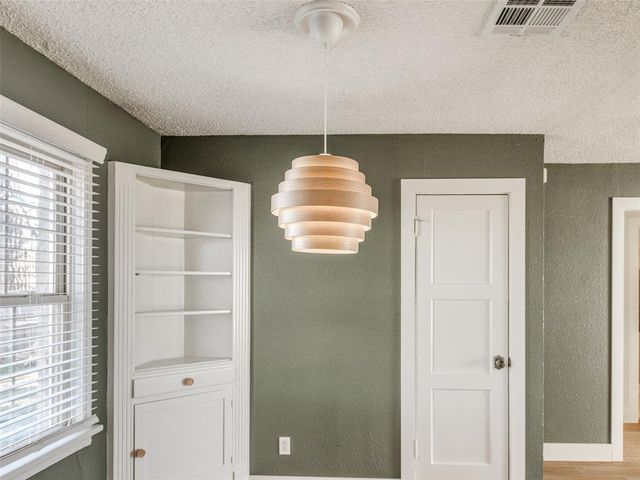 415 E Frank Street, Norman, OK 73071