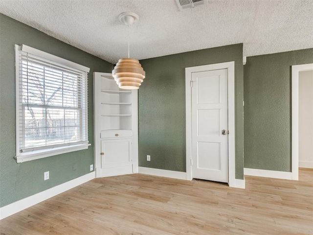 415 E Frank Street, Norman, OK 73071