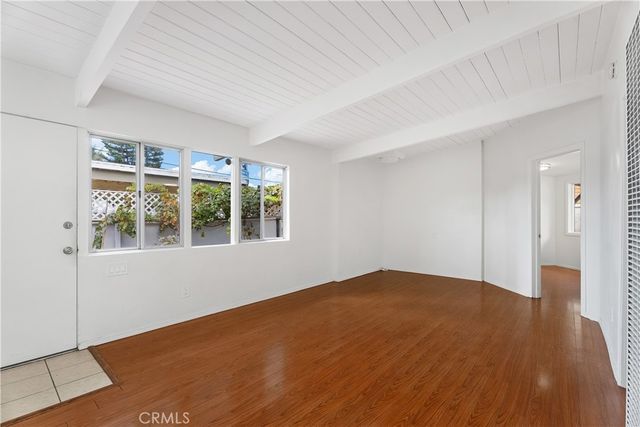 1124 Victoria, Costa Mesa, CA 92627
