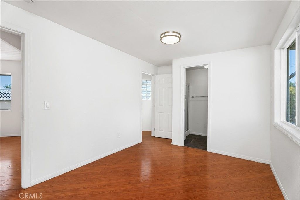 Image 14 of property listing at 1124 Victoria, Costa Mesa, CA 92627