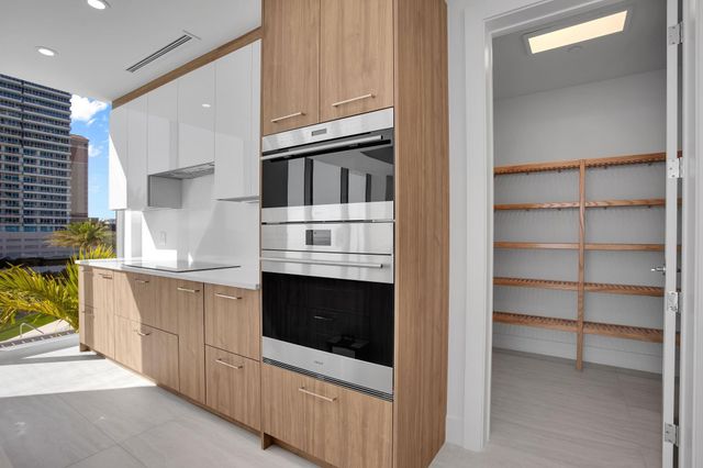 151 N Seabreeze Boulevard 501-E, Fort Lauderdale, FL 33304